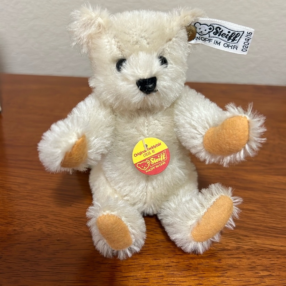 STEIFF Cream Teddy Bear